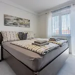 Prázdninový dům Exklusives Mit Privatpool, Whirlpool, Meerblick, Billard, Tischtennis, Fitnessgeraete *