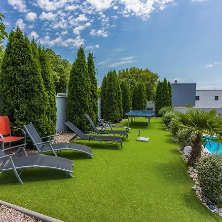 Exklusives Mit Privatpool, Whirlpool, Meerblick, Billard, Tischtennis, Fitnessgeraete Ferienhaus