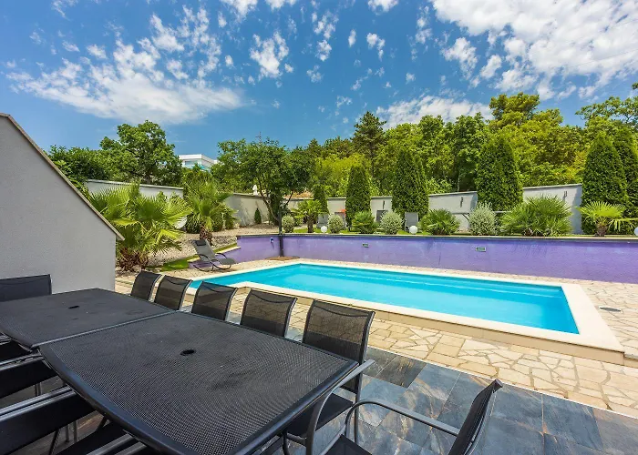 Vikendica Exklusives Mit Privatpool, Whirlpool, Meerblick, Billard, Tischtennis, Fitnessgeraete